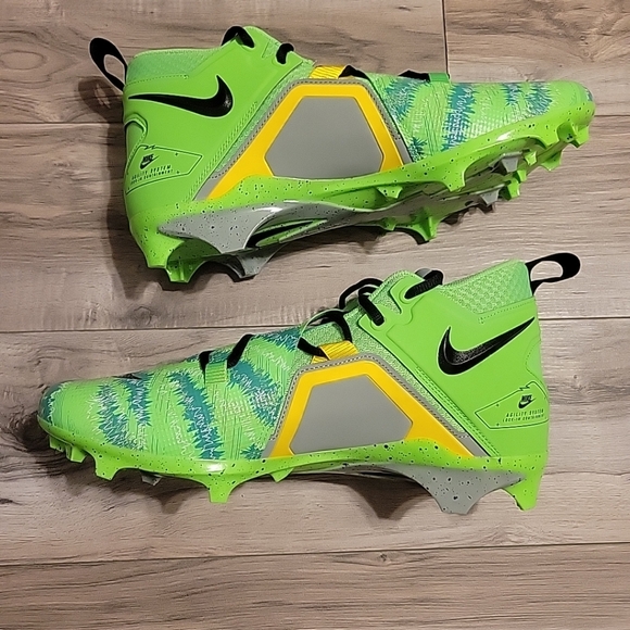 NWOT Nike Alpha Menace Pro 3 Cleats Mens 12 Green‎ Black FB8442-303